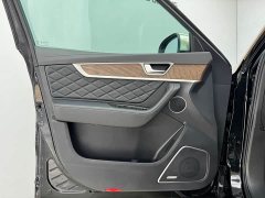 Hongqi HS7 2022 2.0T DCT two-wheel drive smart connected flagship version, seven seats - фото 8