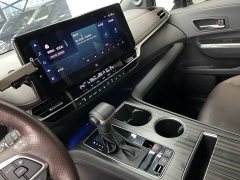 Toyota SIENNA 2021 2.5L Hybrid Platinum Edition - фото 18
