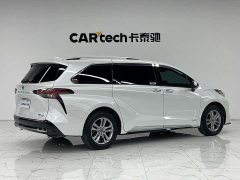Toyota SIENNA 2021 2.5L Hybrid Platinum Edition - фото 4