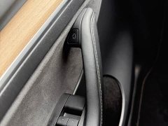 Tesla Model Y 2023 rear-wheel drive version - фото 19