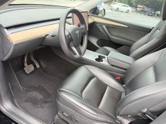 Tesla Model Y 2023 rear-wheel drive version - фото 8