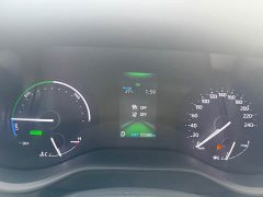 Toyota SIENNA 2.5L Hybrid Comfort Edition - фото 18