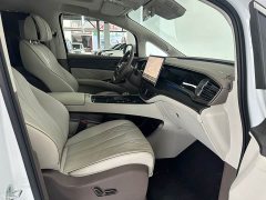 Denza D9 DM-i 970 four-wheel drive flagship - фото 12