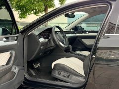 Volkswagen Magotan 2023 2 million commemorative edition 330TSI DSG luxury - фото 7