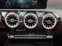 Mercedes-Benz A-Class AMG (Imported) 2020 AMG A 35 4MATIC - фото 19