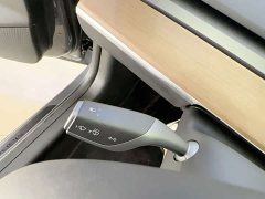 Tesla Model 3 facelift standard range rear drive upgraded version 3D1 - фото 13