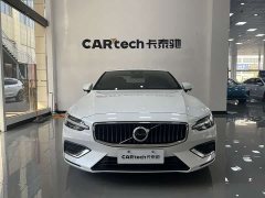 Volvo S60 B4 Zhiyuan Luxury Edition - фото 2