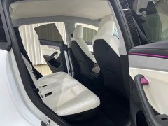 Tesla Model Y rear-wheel drive first edition - фото 11