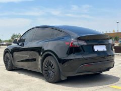 Tesla Model Y 2023 rear-wheel drive version - фото 4