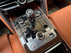Bentley Flying Spur plug-in hybrid 2022 2.9T V6 Hybrid - фото 13