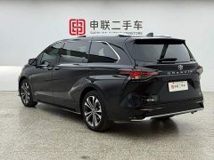 Grevia 2.5L Hybrid Premium PLUS Edition - фото 2