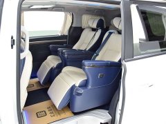 Trumpchi M8 2021 Lead Show Series 390T Exclusive Edition - фото 15