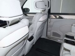 Volvo EM90 2025 Ultra six-seater - фото 11