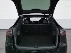 Tesla Model Y rear-wheel drive version - фото 16