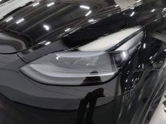 Tesla Model Y rear-wheel drive version - фото 7