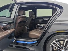 BMW 7 Series 2021 730Li M Sports Package - фото 8