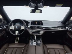 BMW 7 Series 2021 730Li M Sports Package - фото 9
