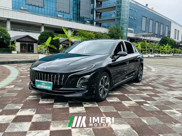 Hongqi E-QM5 2023 facelift basic travel version - автомобиль из Китая