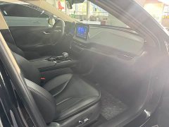 Hongqi E-QM5 2023 facelift basic travel version - фото 8