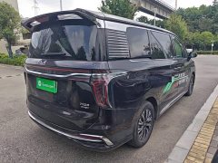 Hongqi HQ9 PHEV 2.0T four-wheel drive luxury version - фото 7