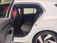 Volkswagen Golf GTI 2021 380TSI DSG GTI - фото 16