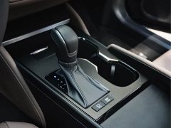 Lexus ES 300h Premium Edition - фото 10