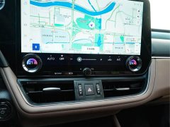 Lexus ES 300h Premium Edition - фото 17