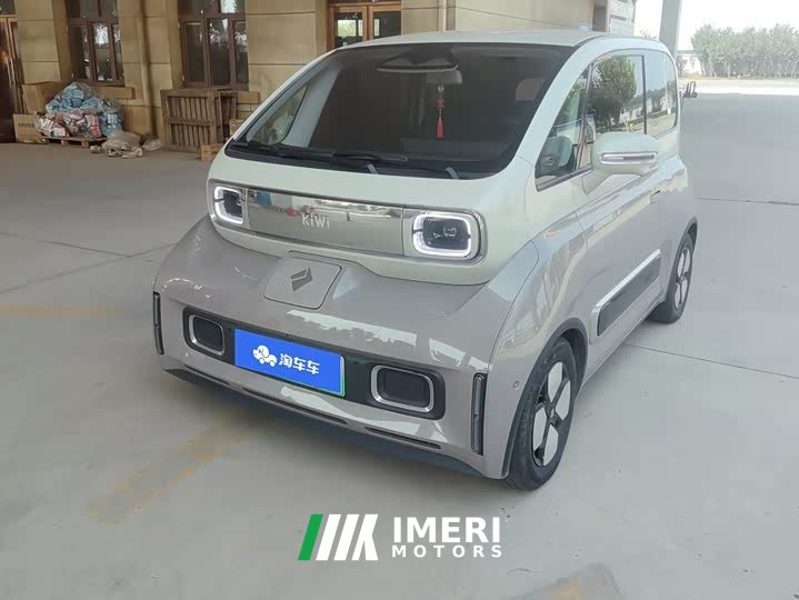 Baojun KiWi EV 2023 DJI Edition Lithium Iron Phosphate - автомобиль из Китая