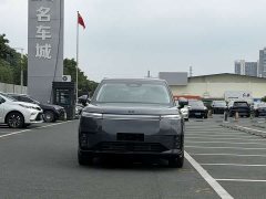 Xpeng GX extended range 1585 four-wheel drive UltraSE - фото 2