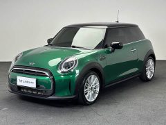 MINI 2022 1.5T COOPER Classic - фото 1