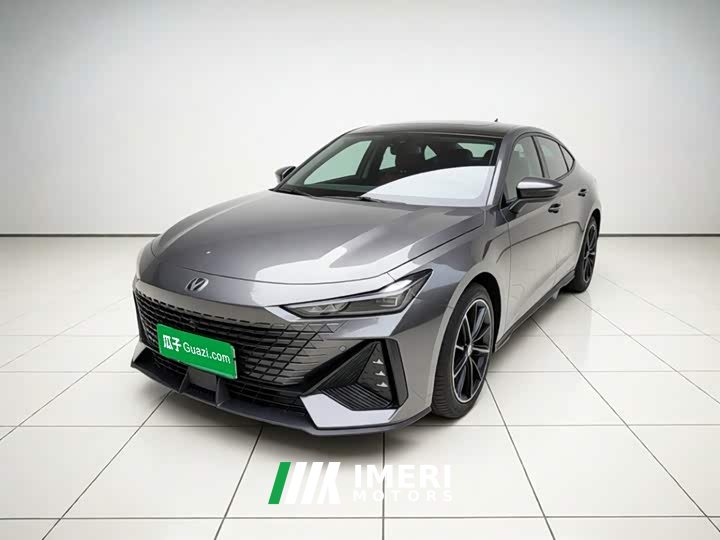 Changan UNI-V Smart iDD Smart iDD 1.5T 113km smart cool - автомобиль из Китая