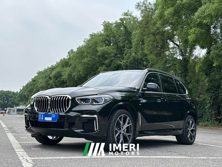 BMW X5 2022 facelift xDrive 40Li M sports package - автомобиль из Китая