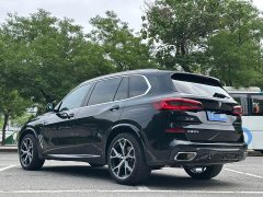 BMW X5 2022 facelift xDrive 40Li M sports package - фото 18