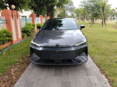 Changan UNI-V 2024 1.5T premium - фото 2