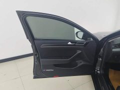 Volkswagen Magotan 2020 330TSI DSG Leading Edition - фото 7