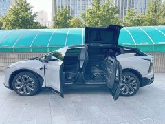 Lexus Gaohe HiPhi X 2021 flagship version 6 seats - фото 5