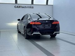 BMW 5 530Li xDrive M - фото 3