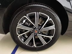 Hongqi H5 PHEV 170 Edition - фото 6