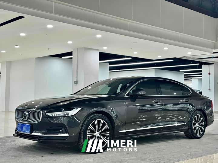 Volvo S90 B5 Zhiyi Luxury Edition - автомобиль из Китая