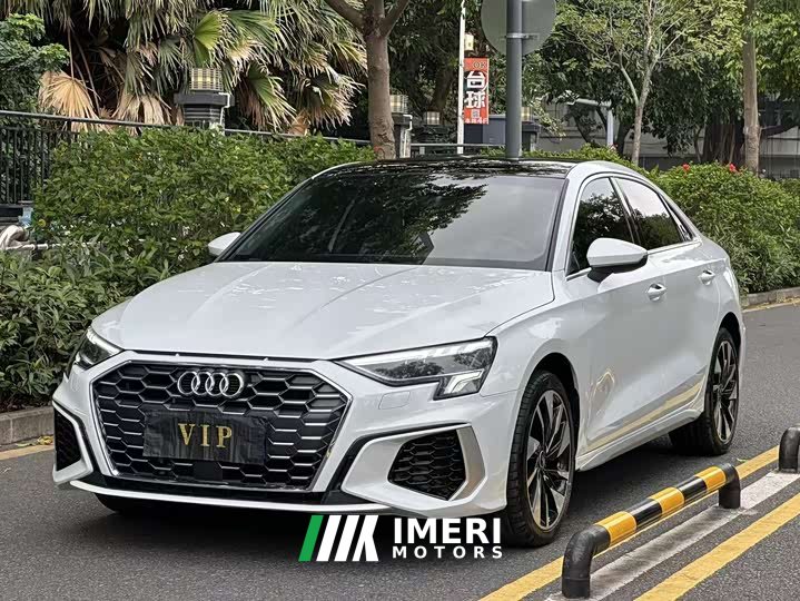 Audi A3 A3L Limousine 35 TFSI Fashion Sport - автомобиль из Китая