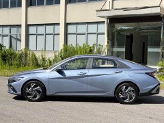 Hyundai Elantra 1.5L CVT GLX Elite Edition - фото 7