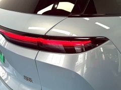 NIO ES6 75kWh - фото 17