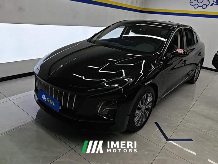 Hongqi E-QM5 610km PLUS - автомобиль из Китая