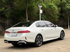 BMW 5 Series 530Li Leading M Sports Package - фото 7