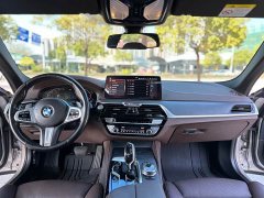 BMW 5 Series 530Li Exclusive M Sports Package - фото 12