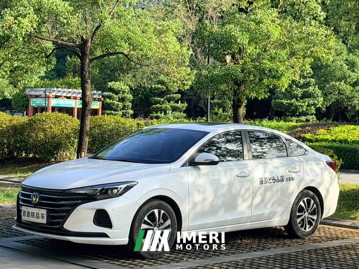PLUS 1.6L GDI Luxury Version