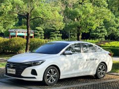 PLUS 1.6L GDI Luxury Version - фото 1