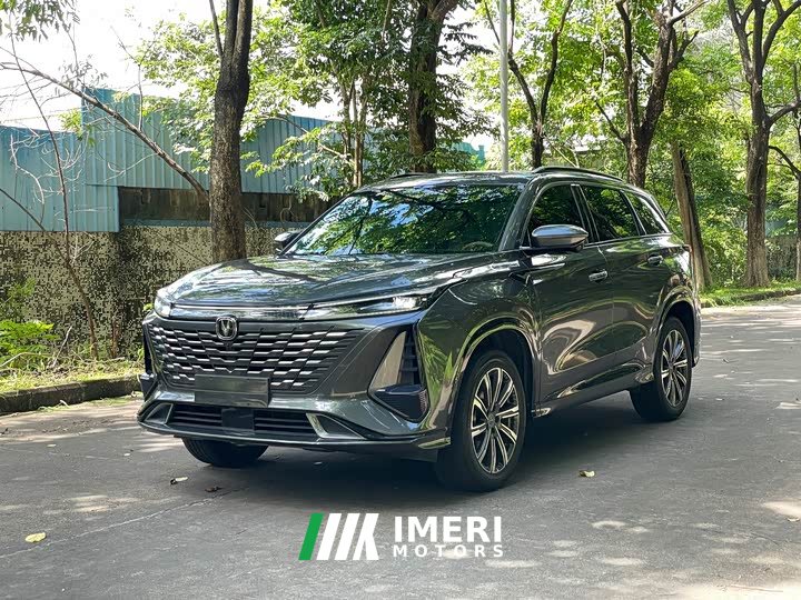 Changan CS75PLUS 2.0T Premium Version - автомобиль из Китая