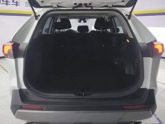 Toyota RAV4 2.0L CVT 2WD Fashion Plus Edition - фото 4