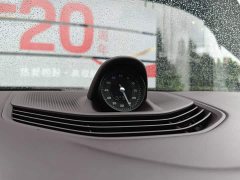 Porsche Taycan - фото 10